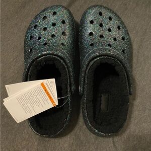 Lined glitter Crocs